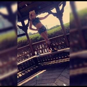 Meet your Posher, Leanne